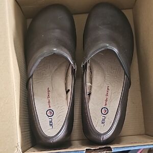JBU Brown Mules